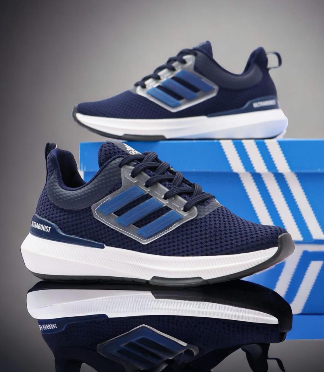 ADIDAS ULTRABOOST