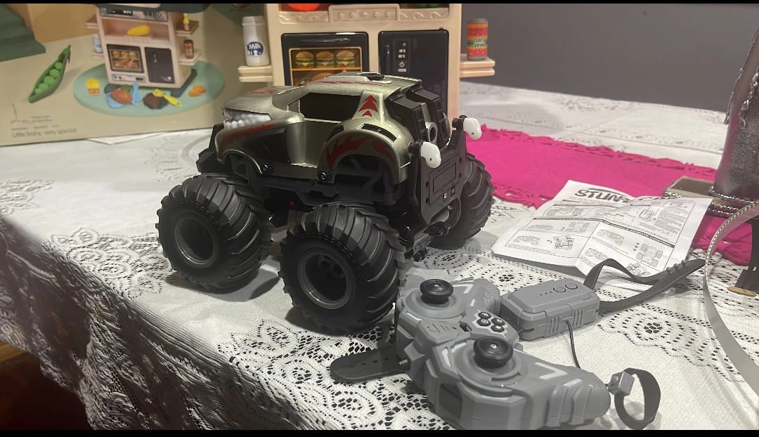 Monster Shark Rc Dual 360 Extremo Escala