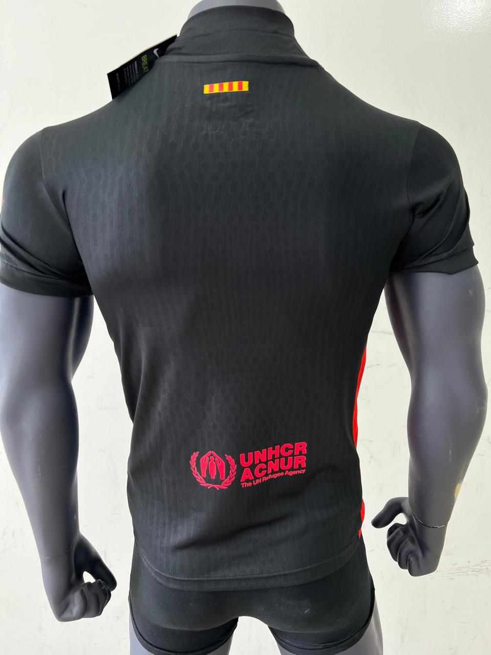 CAMISETA BARCELONA PLAYER NEGRA 2025